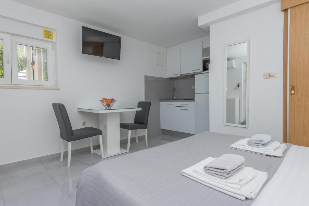 Apartments M&A Makarska Eksteriør billede