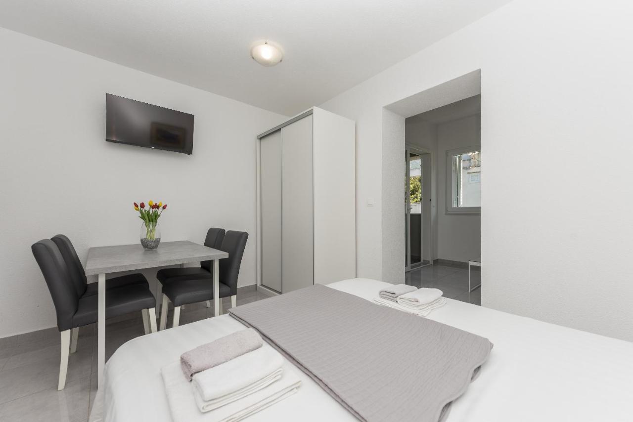 Apartments M&A Makarska Eksteriør billede
