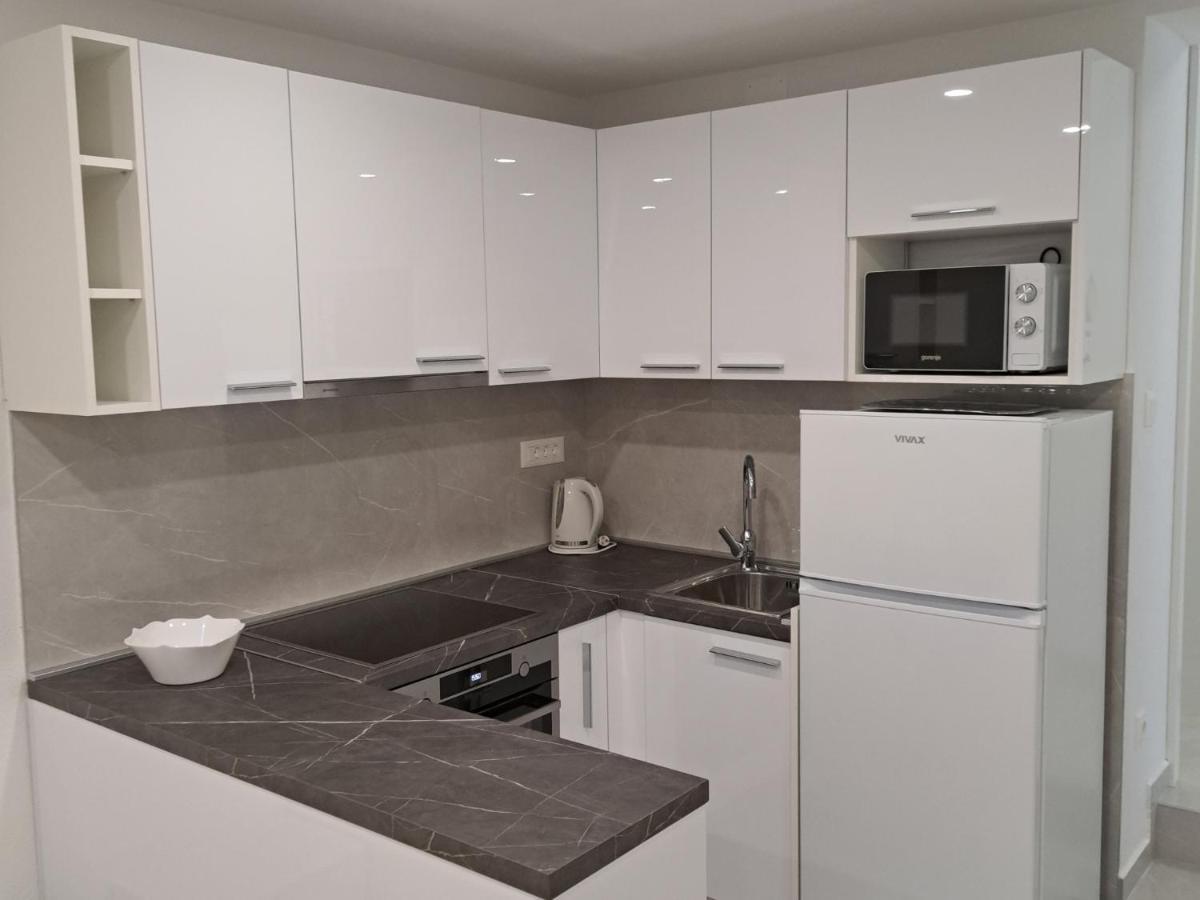 Apartments M&A Makarska Eksteriør billede